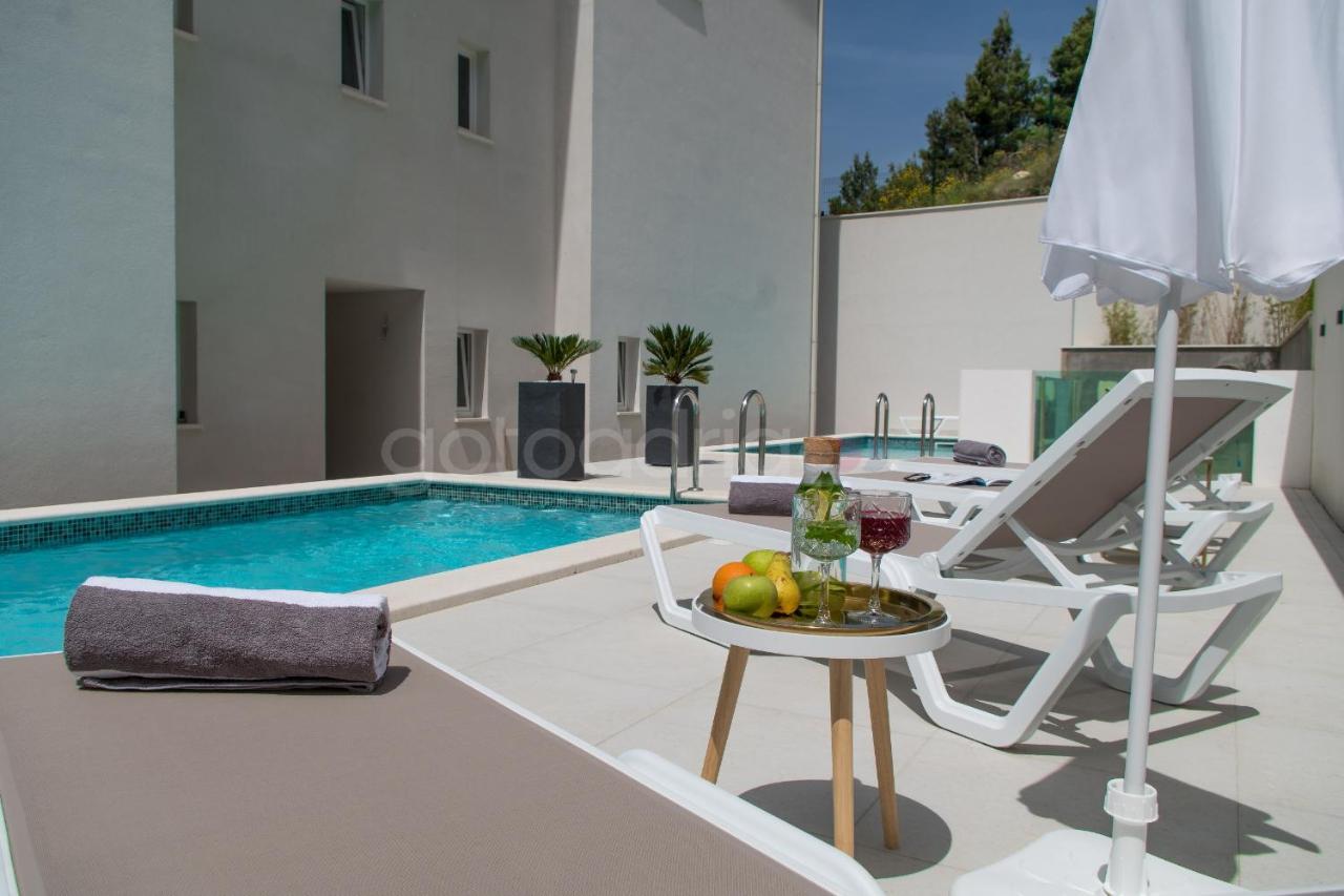 Villa Smaragd - Opal - Luxury Apt With Shared Pool And Private Hot Tub Μακάρσκα Εξωτερικό φωτογραφία